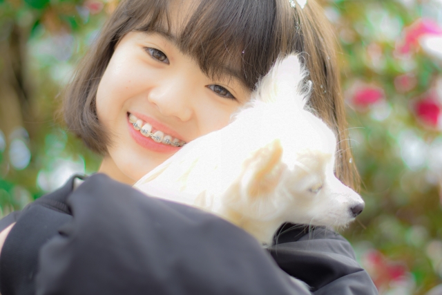 🌻夏休みに始める子どもの矯正治療｜最適なタイミングとメリットを解説